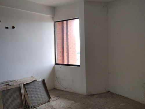 Imagen 3 de 22 de Pent-house En Venta En Urb. Arivana, Conj. Res. Kamila Suites