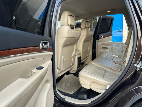 Jeep Grand Cherokee Sport Wagon 2013
