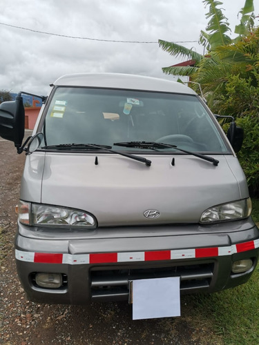 Hyundai Grace 2003