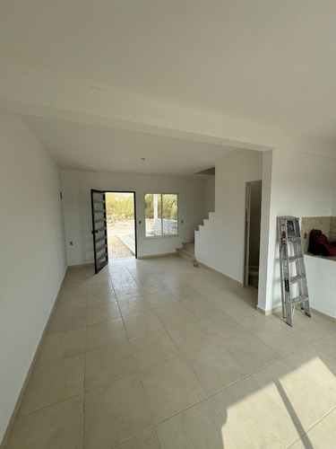Preventa Casa Hermosa En Berriozábal, Colonia Linda Vista ¡dos Niveles Y Diseño Moderno! Precio A Tratar!!!