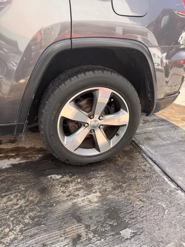 Jeep Grand Cherokee 5.7 Limited Lujo 4x4 At