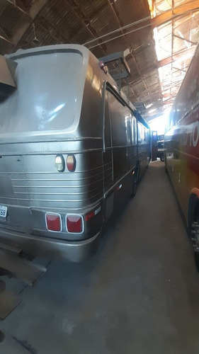 Imagem 3 de 10 de Scania Motor Home Scania112