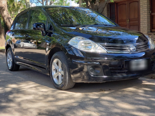 Nissan Tiida 1.8 Visia 2010