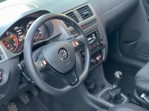 Imagen 11 de 23 de Volkswagen Suran 2019 1.6 Comfortline 101cv