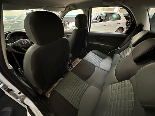 Fiat Palio Adventure 1.8 Locker Flex 5p