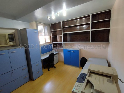 Oficina En Venta El Recreo 24-23942