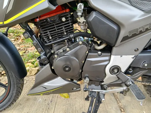 Tvs Apache 160 4v 2021 56.000km