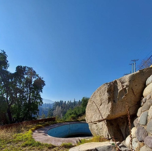 Se Vende Parcela Con 2 Casas En Pirque