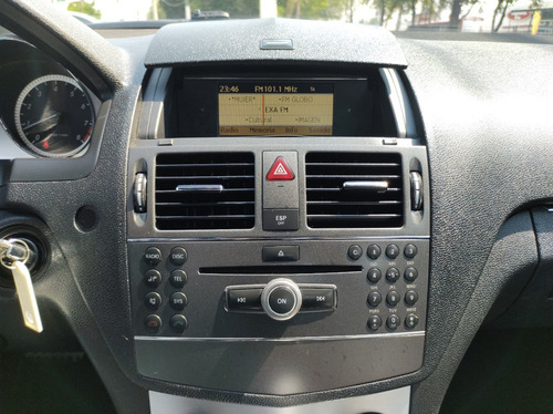 Imagen 13 de 15 de Mercedes-benz Clase C300 Sport 2010 Blanco