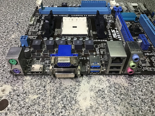 Tarjeta Madre Asus A85xm-a Socket Fm2 Ddr3 Cafe Con Azul (Usado)