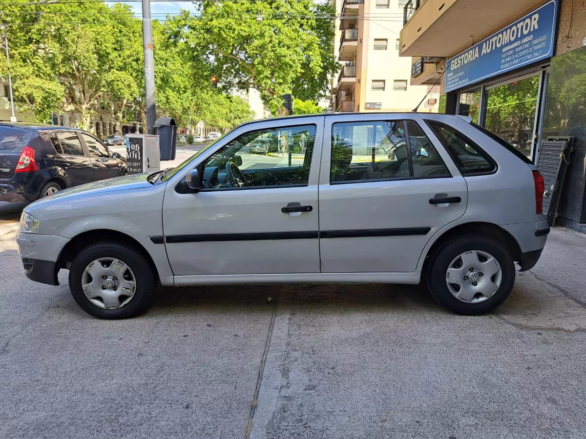 Volkswagen Gol 1.6 I Power 601 5 p