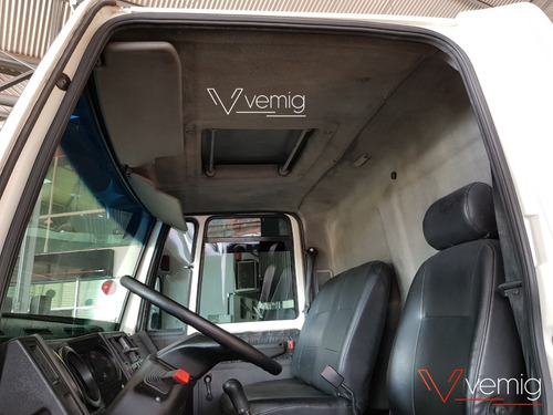 Imagem 14 de 15 de Caminhão 3/4 Ford Cargo 712