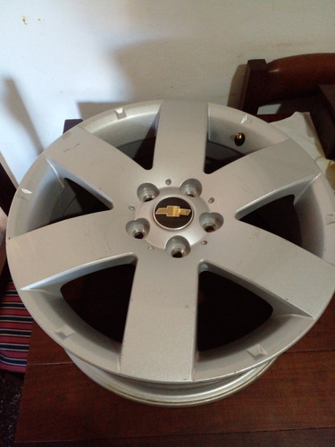 Imagen 1 de 3 de Llanta De Chevrolet Captiva 17