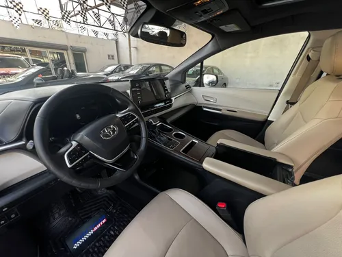 Toyota Sienna 3.5 Xle Piel At