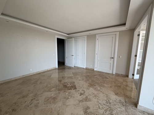 Ph En Venta Y Renta En Dos Niveles Con Terraza En Encinares