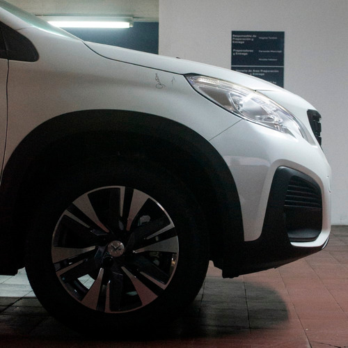 Peugeot 2008 Feline 1.6l Tiptronic | 115cv | 0km 2021