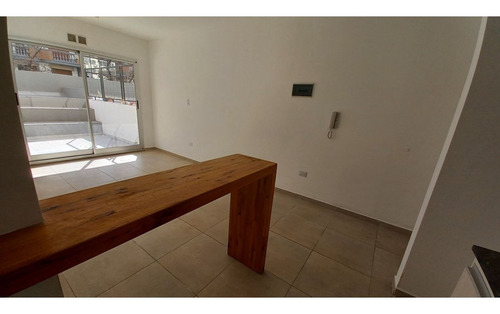 Imagen 2 de 18 de Permuta Departamento Un Dormitorio En Nueva Cordoba Por Camioneta
