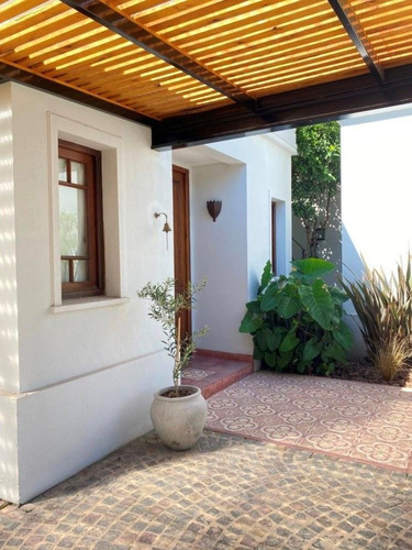Imagen 3 de 19 de Casa En Venta En Bella Vista