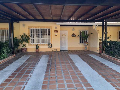 Norail Machado Vende Casa En Valle De Oro San Diego