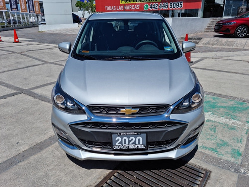 Imagen 2 de 14 de Chevrolet Spark 2020 1.4 Premier Cvt