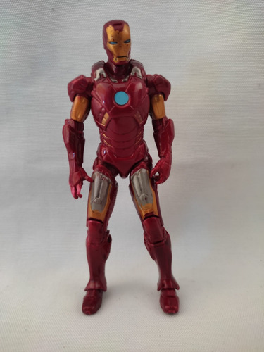 Iron Man Escala Marvel Universe Hasbro (Usado)