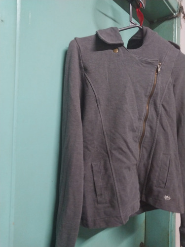 Vendo Lote De Camperas Y Un Chaleco ( Leer Bien ) Negro (Usado)