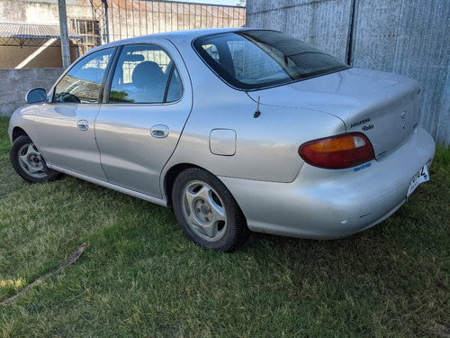 Imagen 3 de 15 de Hyundai Elantra Gls 1996 Todo Al Dia Andando Perfecto