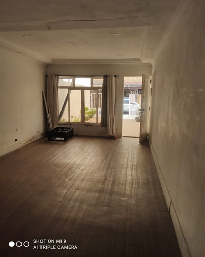 Imagem 1 de 30 de Sobrado A Venda - Com 3 Dorm, 01vaga, 2 Banheiros, 100m E Quintal - Proximo A Padaria França - V2787 - 69572743