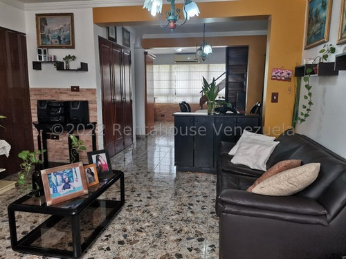 Ms Cómodo Y Acogedor Aparto Suites Duplex En Venta Excelente Ubicación, Doble Anillo De Seguridad, Muy Bien Conservado, Listo Para Habitar  Sabana Larga 