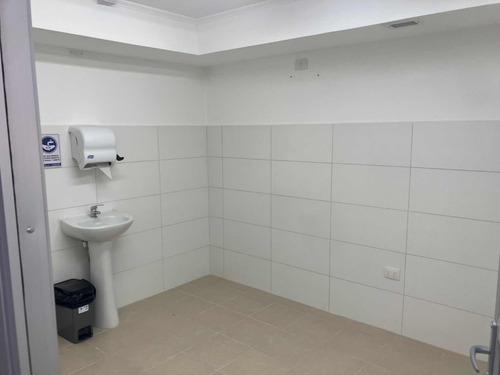 Arriendo Box 8,5m2 Y De 7,3 Para Consulta Médica La Serena