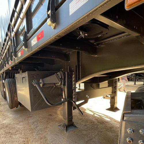 Carreta Graneleira Truckvan 4° Eixo 2025 Sem Pneus