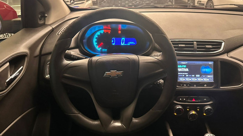 Chevrolet Onix Onix Hatch LT 1.0 8V FlexPower 5p Mec.