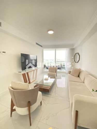 Alquiler Departamento Paramount Punta Del Este