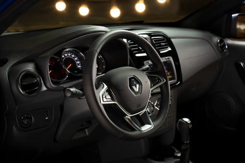 Imagen 10 de 16 de Renault Logan Ph2 Life 1.6