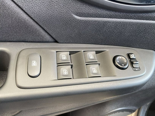 Imagen 16 de 17 de Renault Nueva Captur Intents 1,3 Cvt