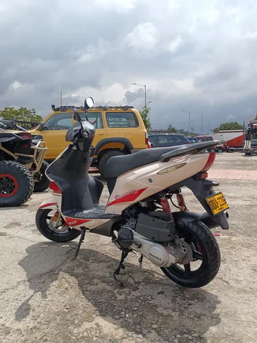 Bera Runner 150 Matriculada 2023 Com 350 Klm Modelo 2013