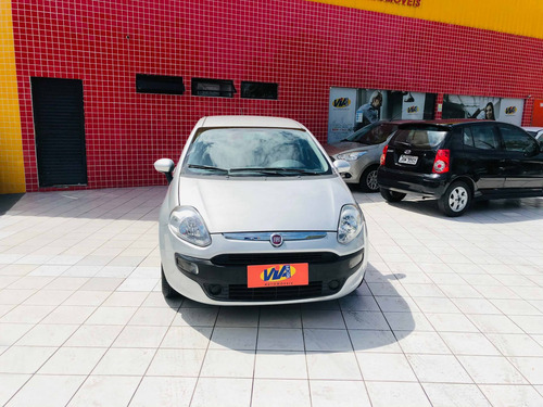 Fiat Punto 1.4 Attractive 8v Flex 4p Manual