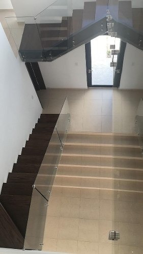 Imagen 8 de 12 de Se Renta, Lomas De Juriquilla, 3 Niveles, Roof Garden, 3 Recámaras Con Baño