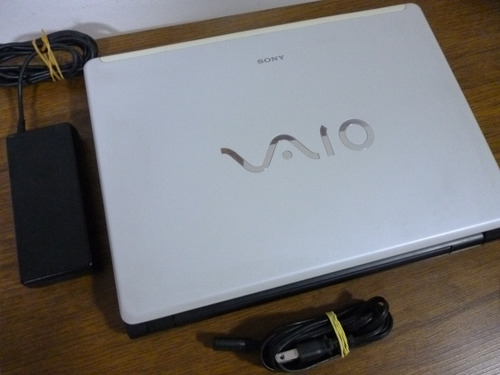 Notebook Sony Vaio Pcg 701n Vgn Fj92s Leia A Descrição Cinza (Usado)