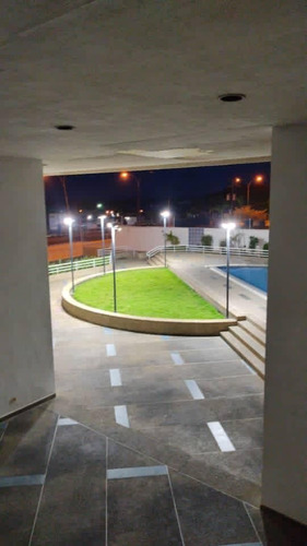 Imagen 7 de 13 de Vendo Apartamento