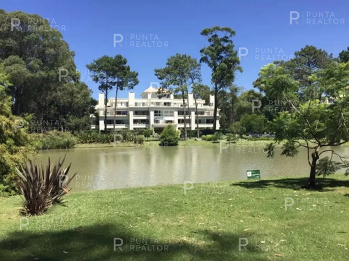 Departamento En Venta 1 Dormitorio En Greenpark Solanas, Punta Del Este, Uruguay