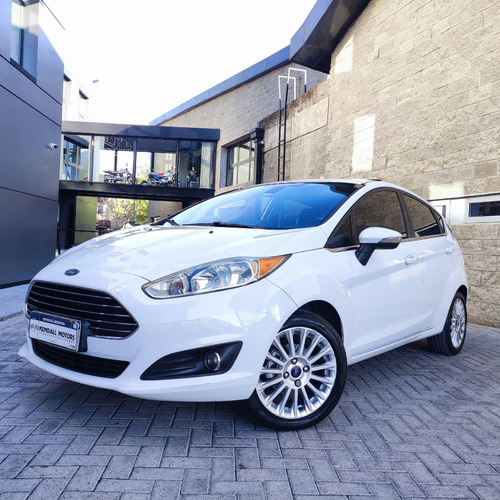 Ford Fiesta Kinetic 1.6 Titanium Powershift 120cv