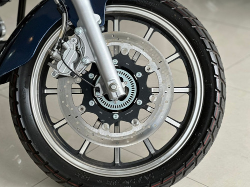 Imagen 12 de 20 de Lifan Motos V16 Custom Azul