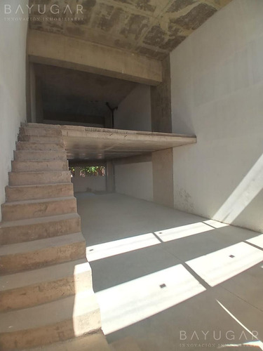 Venta / Locales Comerciales Sobre Panamericana / Bayugar Negocios Inmobiliarios