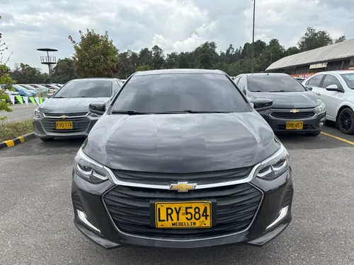 Chevrolet Onix 1.0 PREMIER 5P