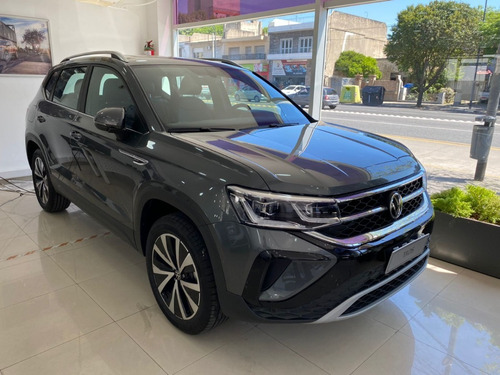 Imagen 6 de 15 de Volkswagen Taos Highline 1.4tsi At 0km Financiamos En Pesos