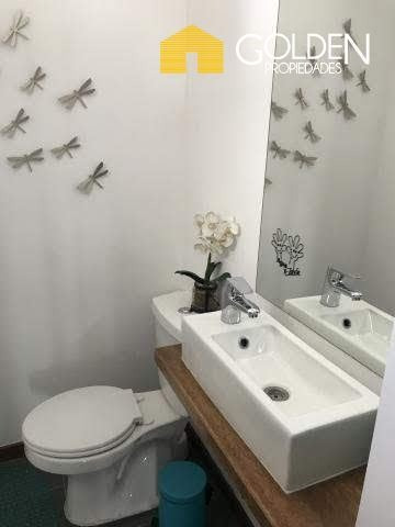 Casa En Venta De 4 Dorm. En Peñalolén