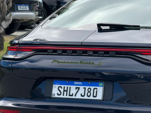 Porsche Panamera 4.0 V8 E-HYBRID TURBO S PDK