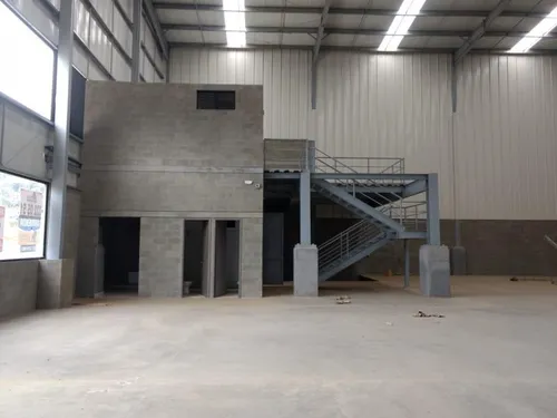 Bodega En Arriendo En Copacabana