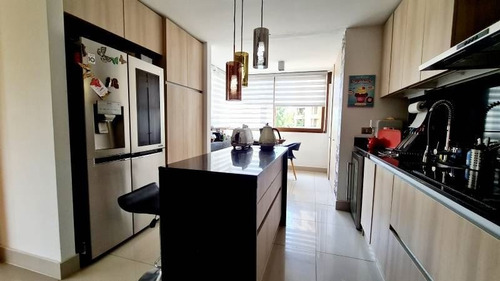 Imagen 6 de 16 de Departamento En Venta De 3 Dormitorios En Las Condes